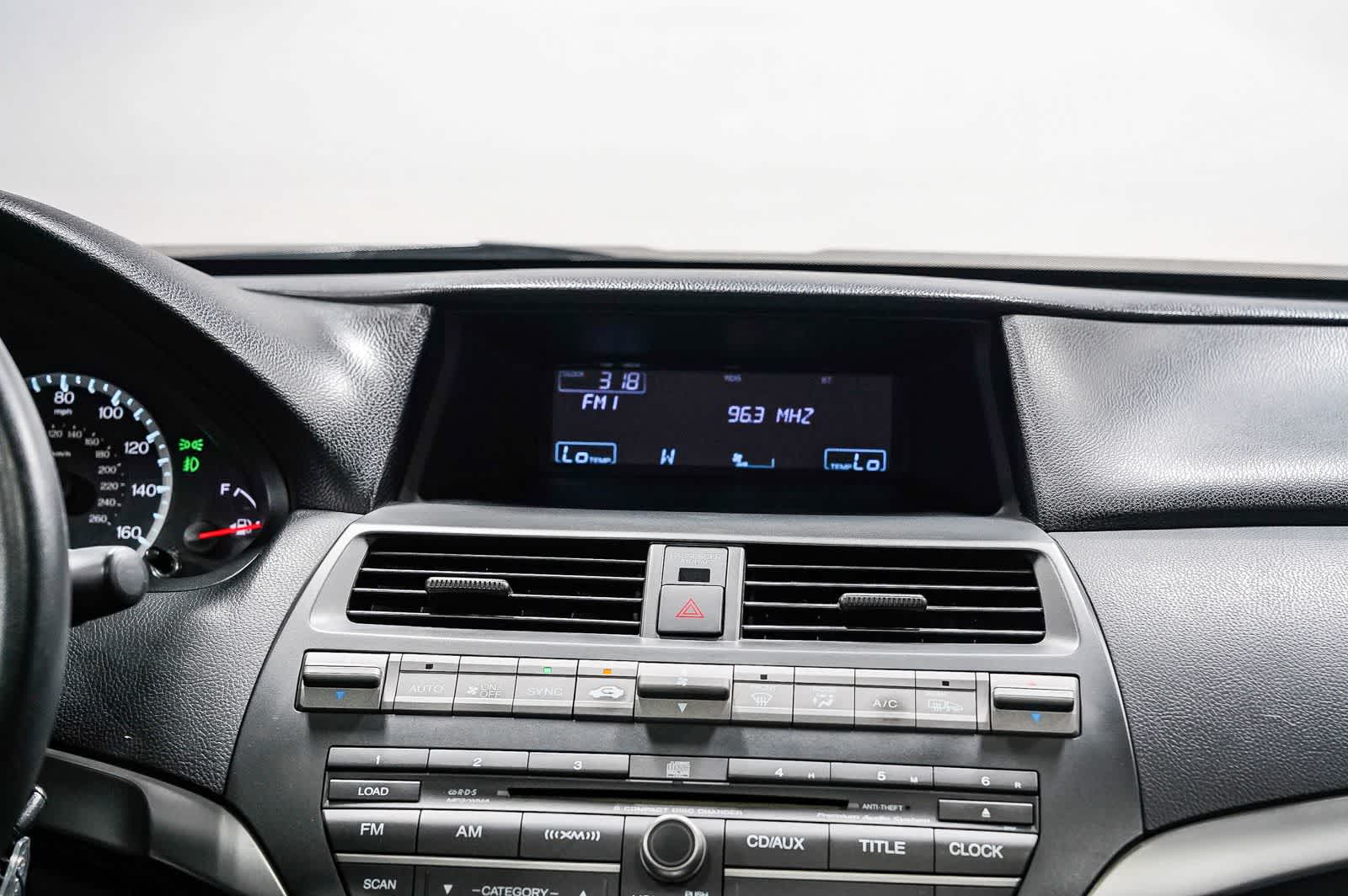 Honda Accord Base 2010