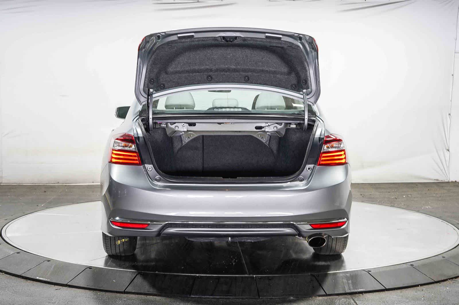 Honda Accord EX 2017