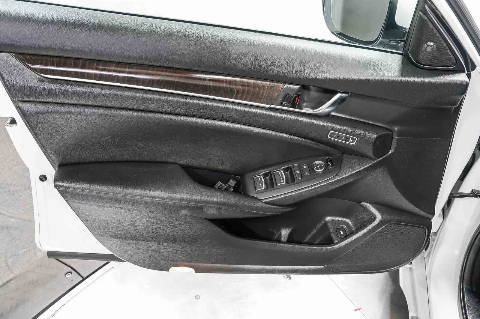 Honda Accord Hybrid Touring 2021