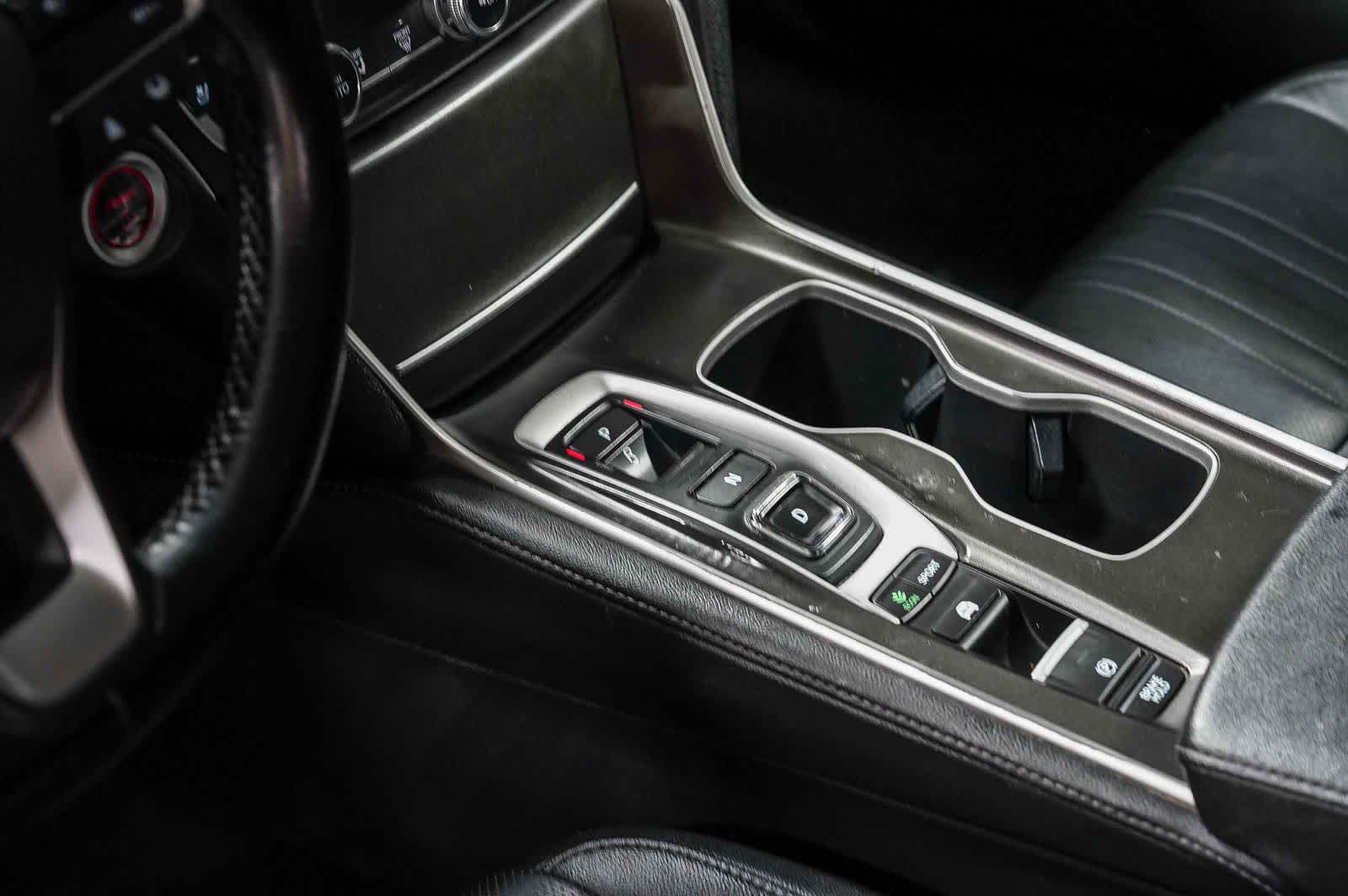 Honda Accord Hybrid Touring 2021