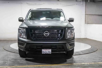 Nissan Titan S 2021