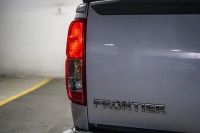 Nissan Frontier SV V6 2017