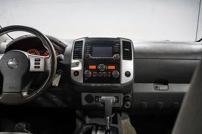 Nissan Frontier SV V6 2017