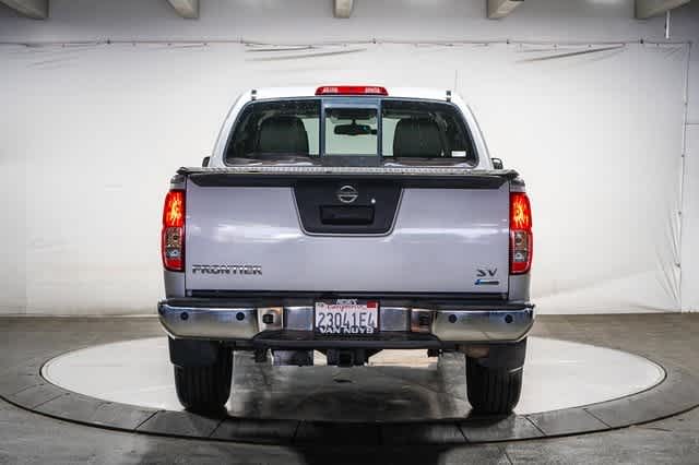 Nissan Frontier SV V6 2017