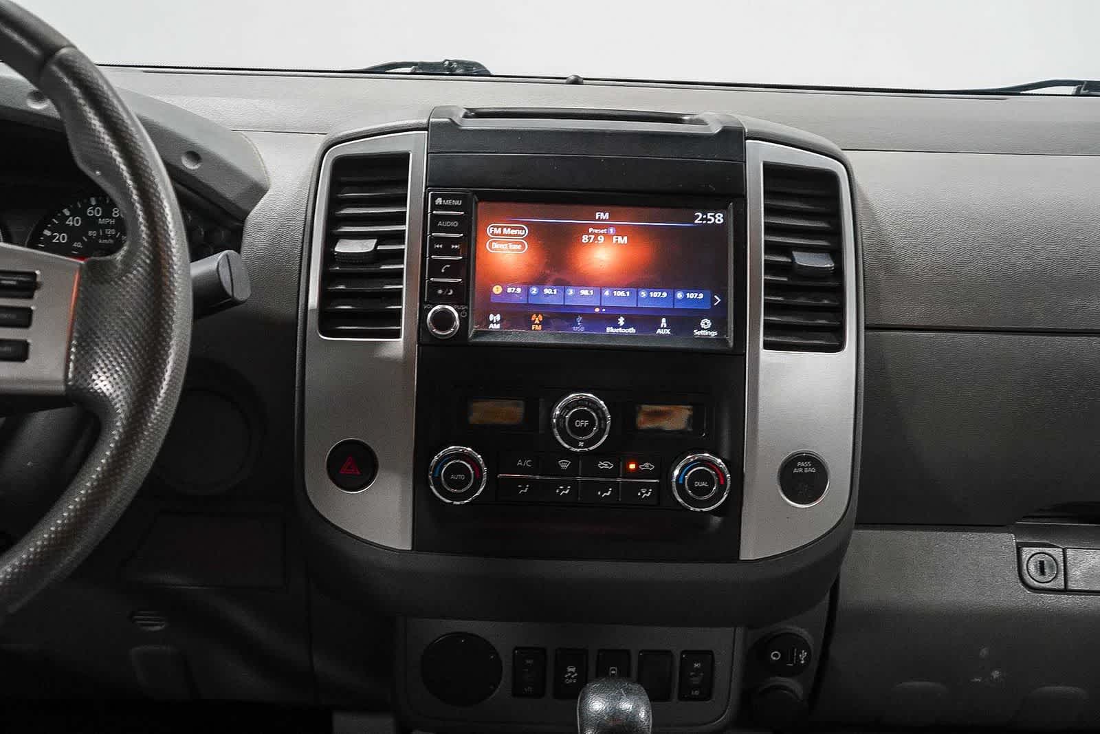 Nissan Frontier SV 2020