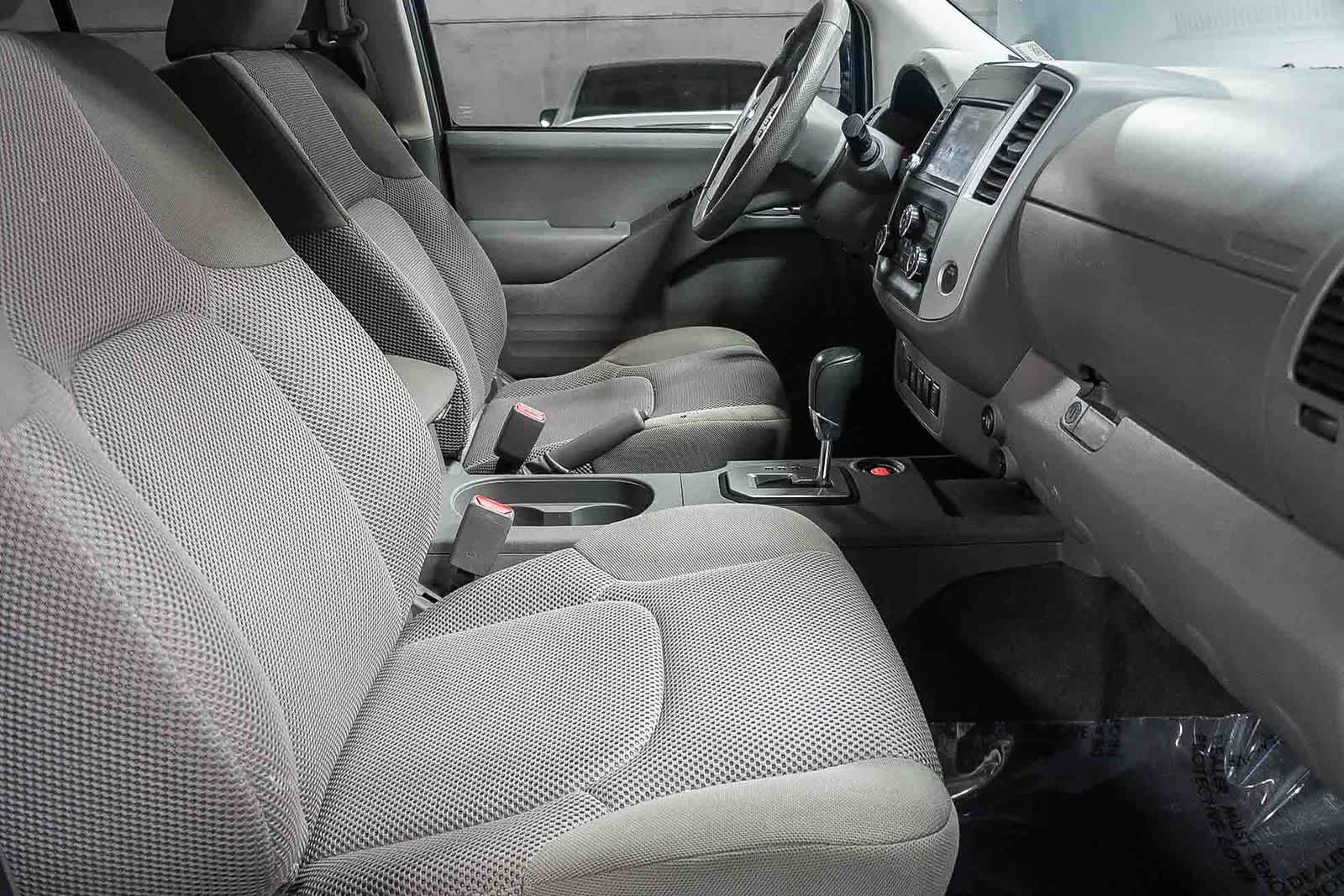 Nissan Frontier SV 2020