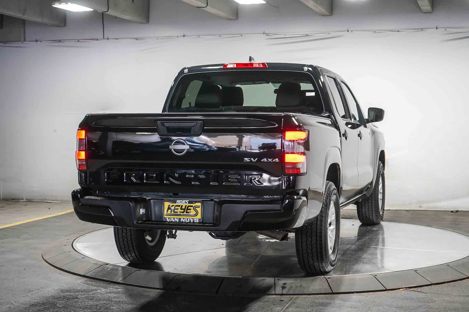 Nissan Frontier SV 2024