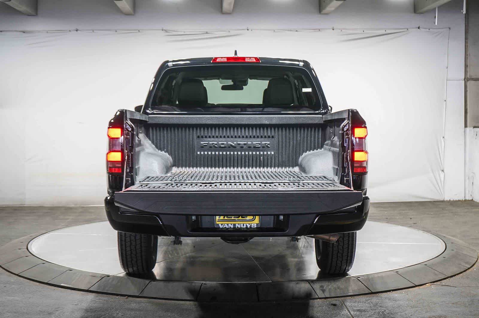 Nissan Frontier SV 2024