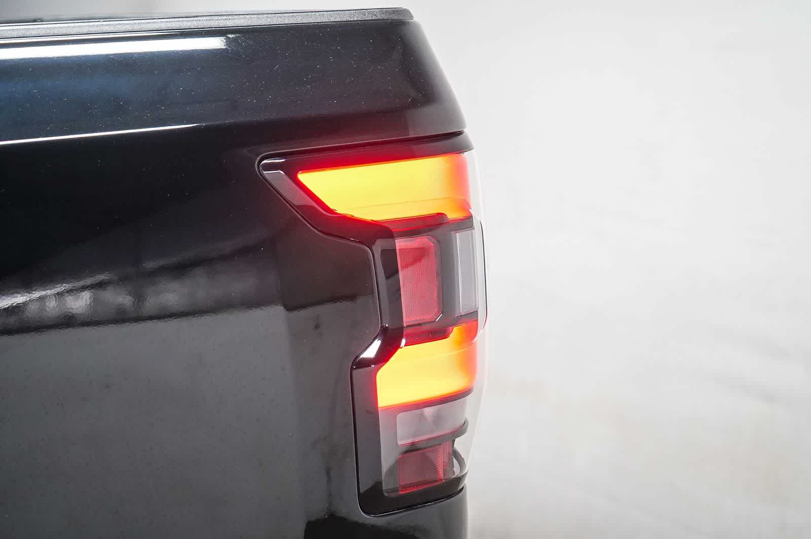 Nissan Frontier SV 2024