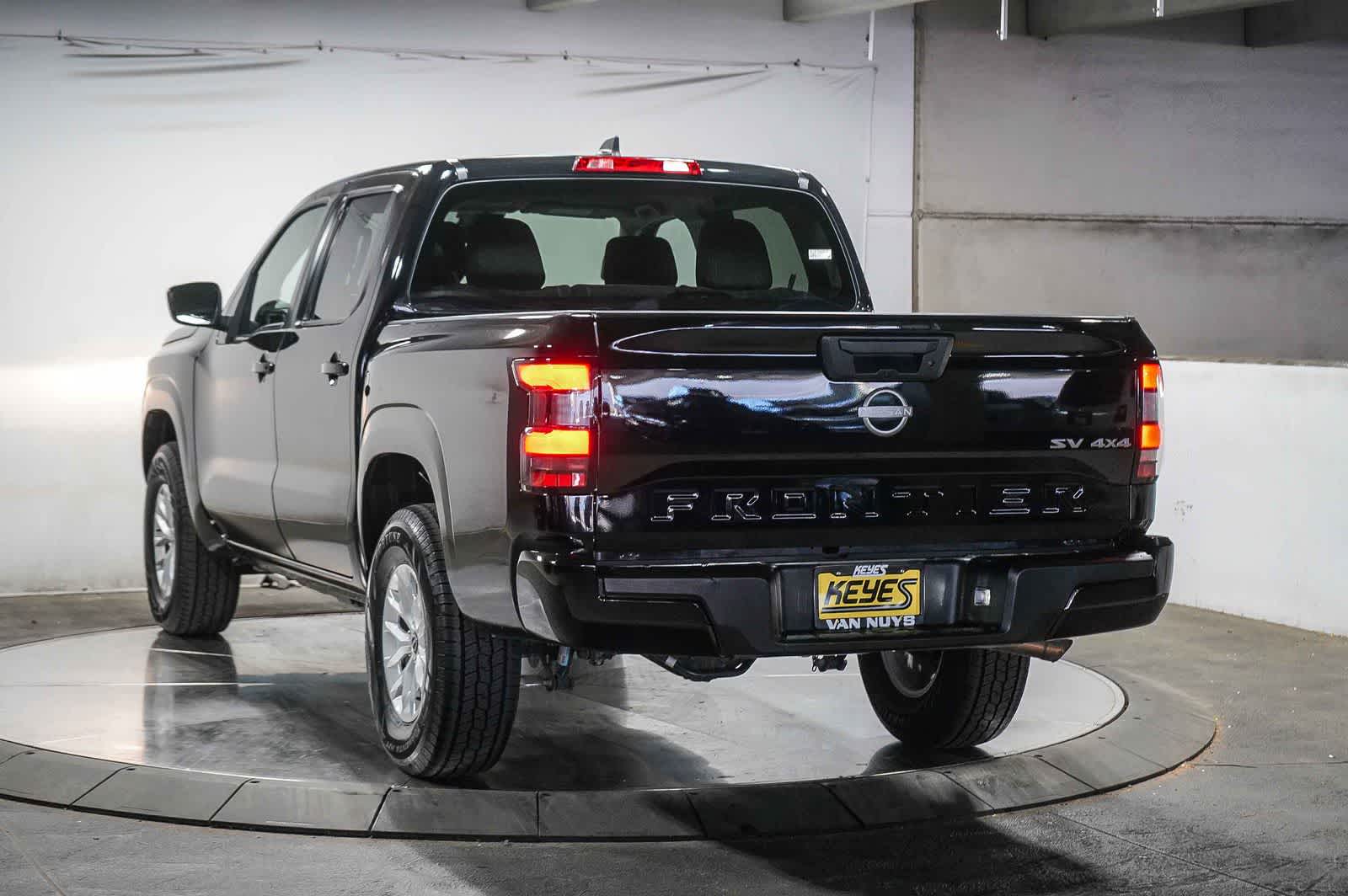 Nissan Frontier SV 2024