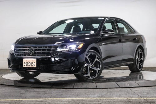 Volkswagen Passat 2.0T R-Line 2022