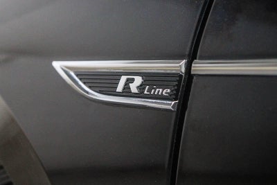 Volkswagen Passat 2.0T R-Line 2022