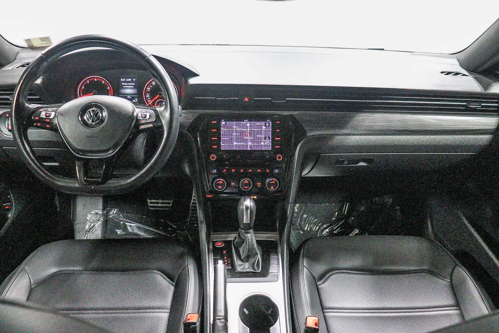 Volkswagen Passat 2.0T R-Line 2022