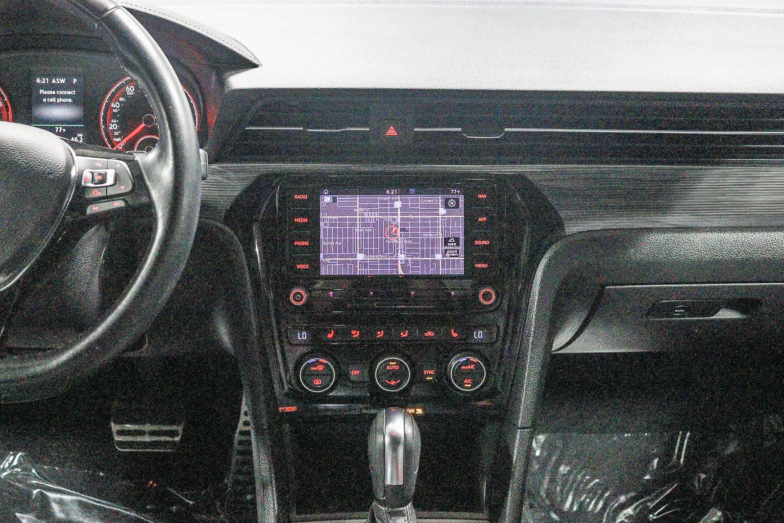 Volkswagen Passat 2.0T R-Line 2022