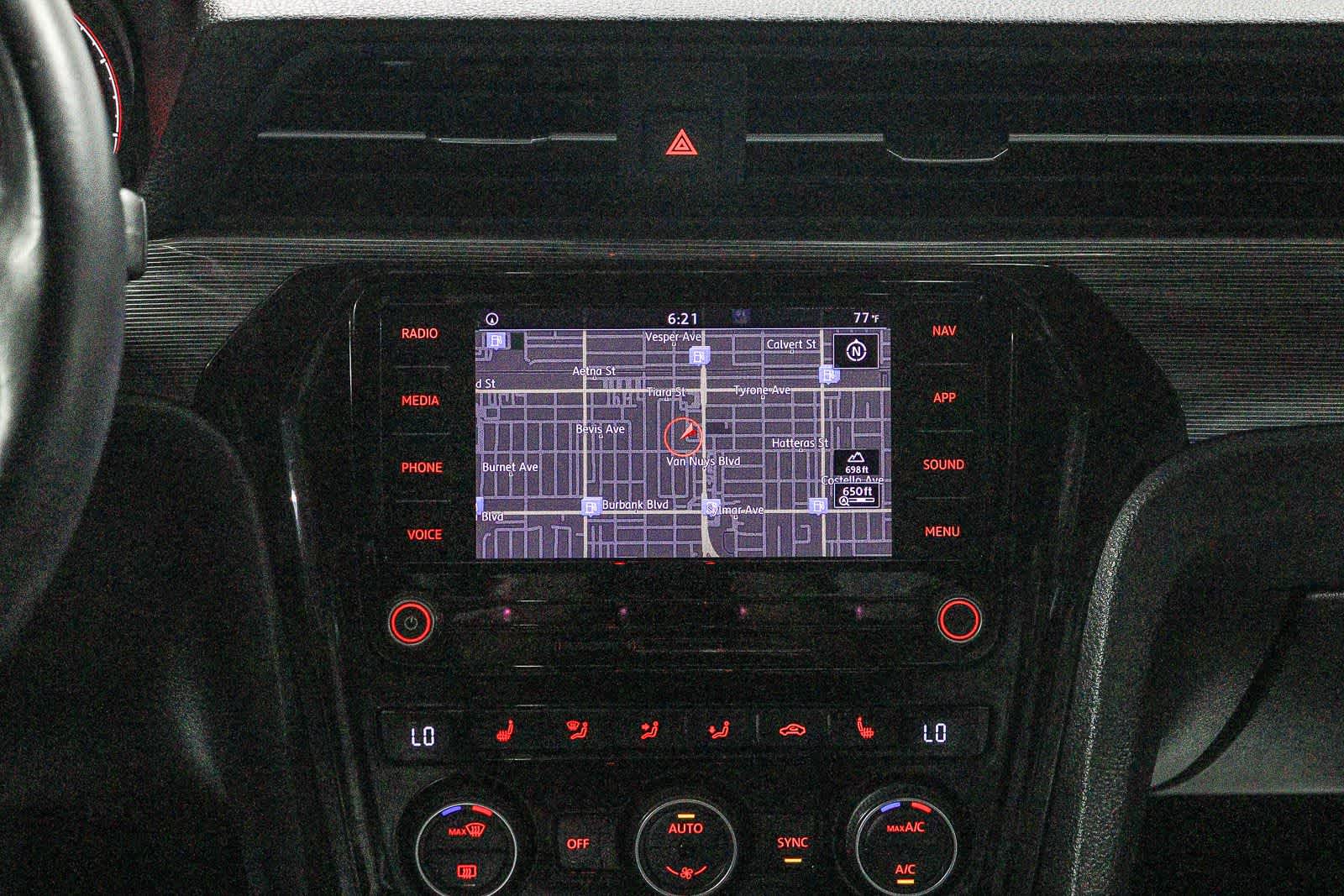 Volkswagen Passat 2.0T R-Line 2022
