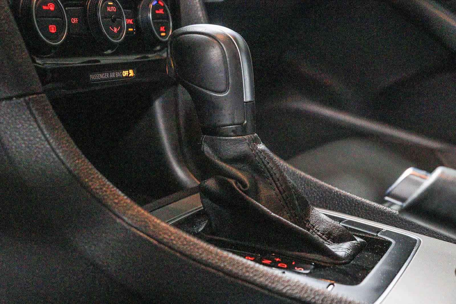 Volkswagen Passat 2.0T R-Line 2022