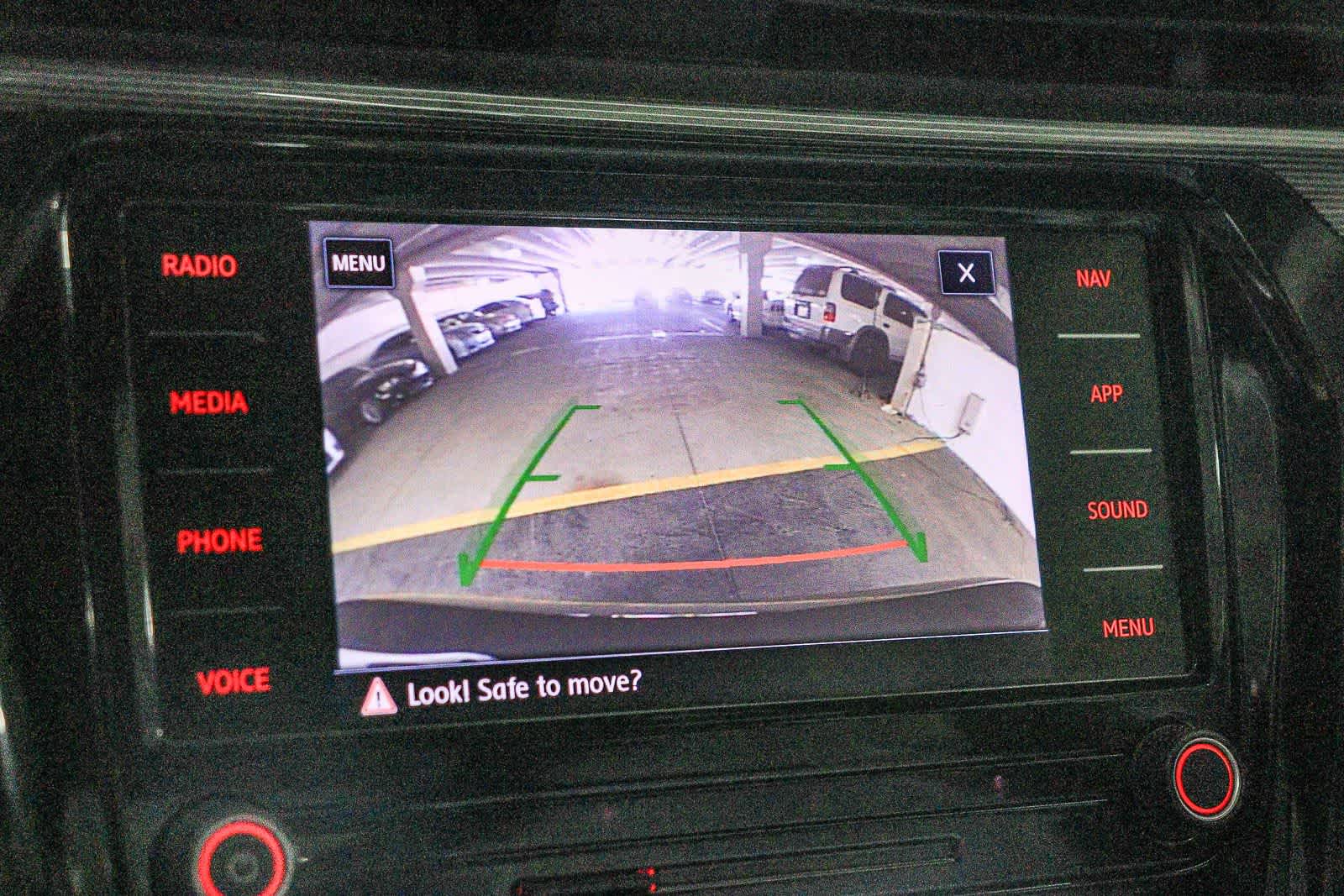 Volkswagen Passat 2.0T R-Line 2022