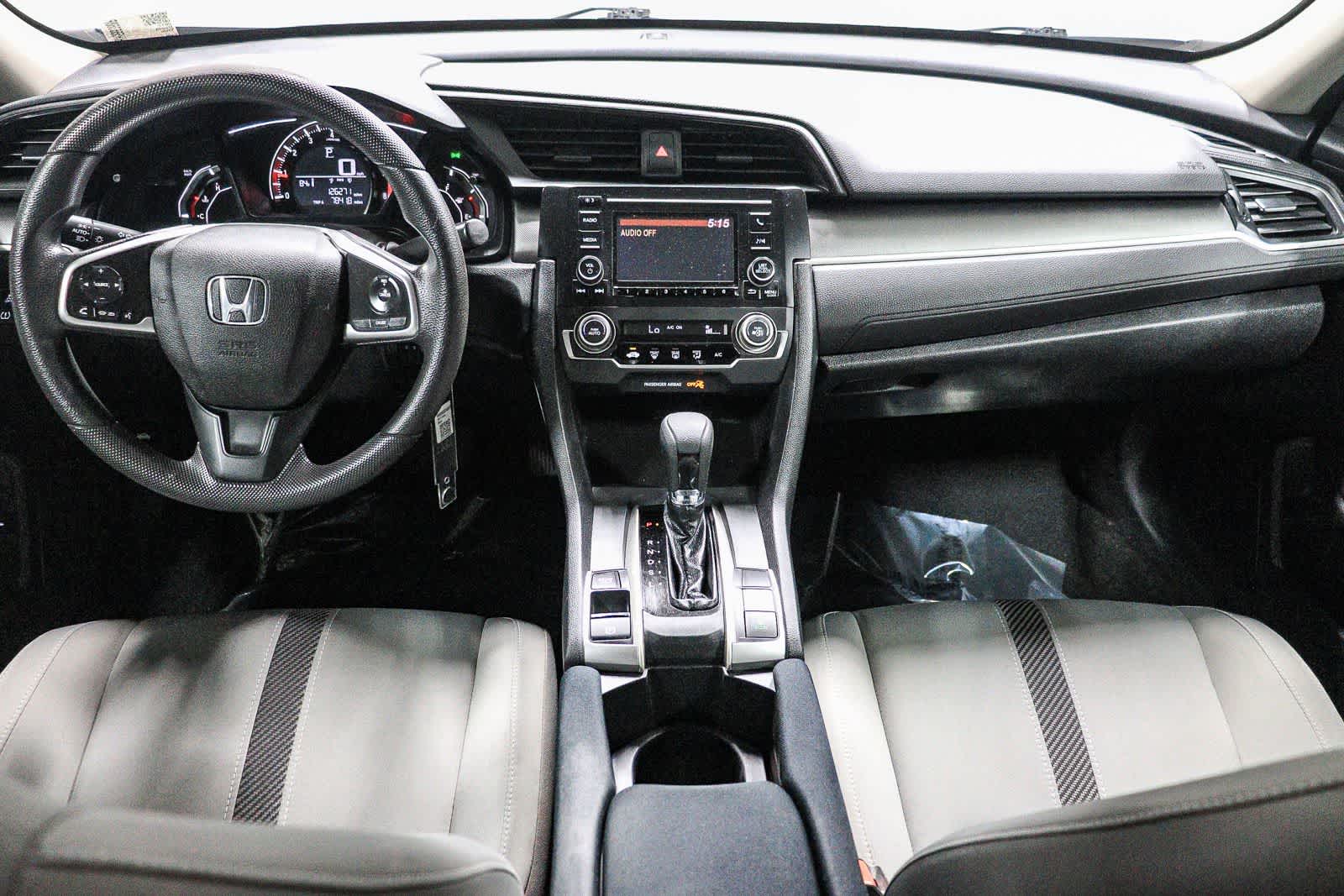 Honda Civic Sedán LX 2017