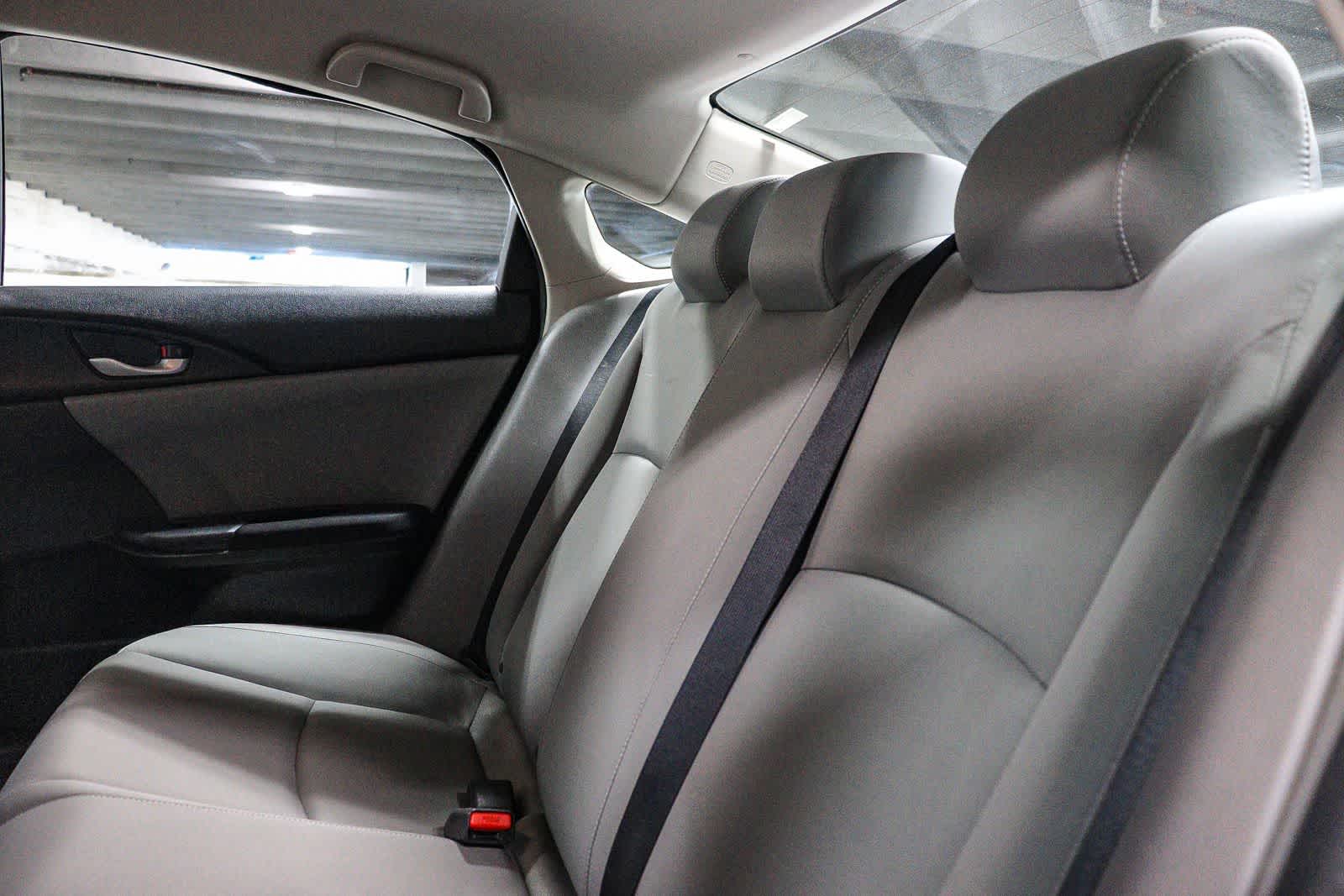Honda Civic Sedán LX 2017