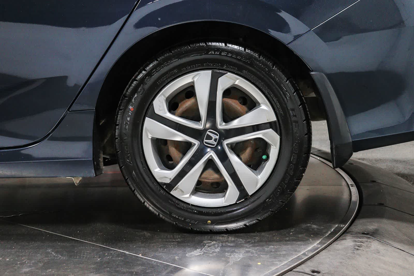 Honda Civic Sedán LX 2017