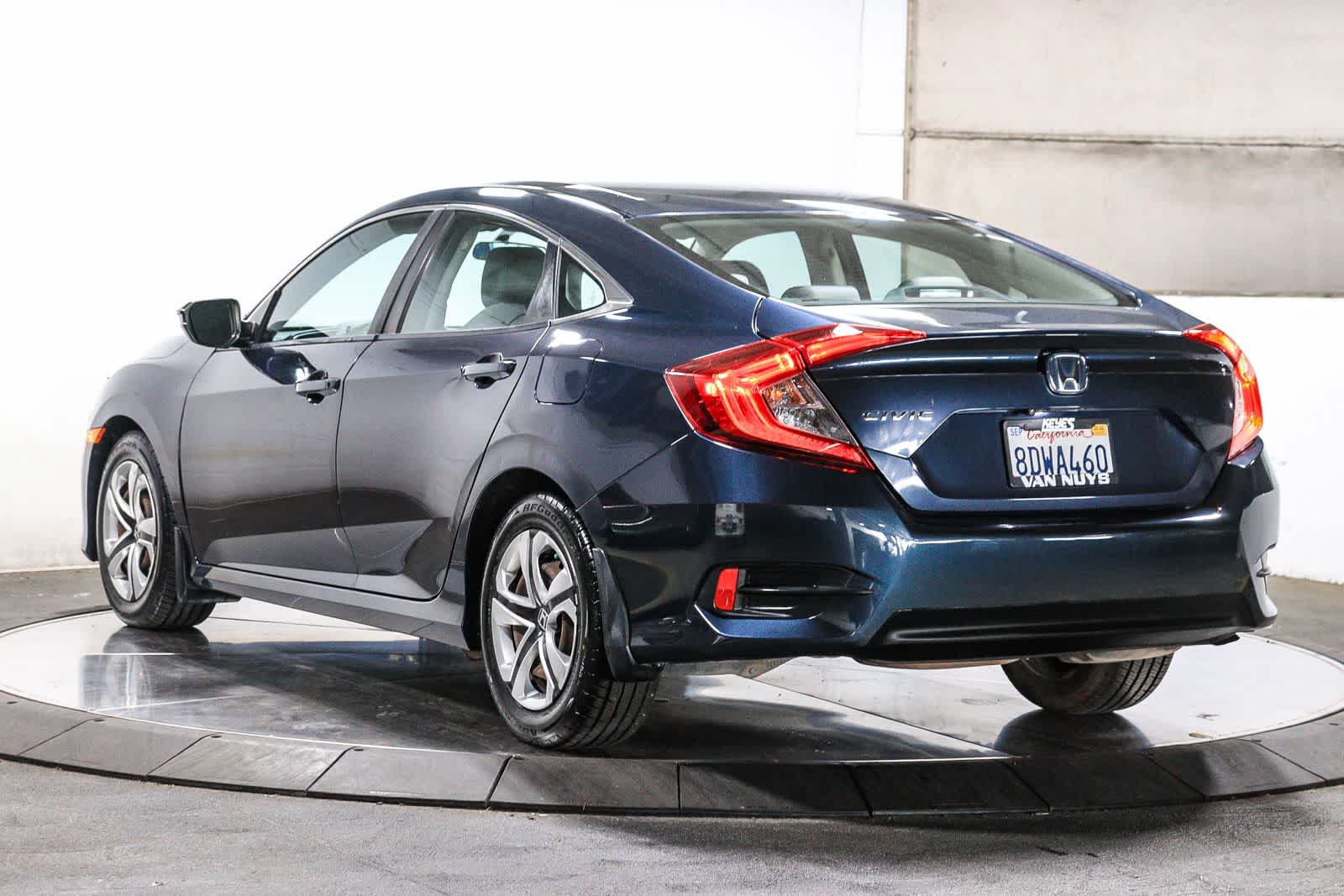 Honda Civic Sedán LX 2017