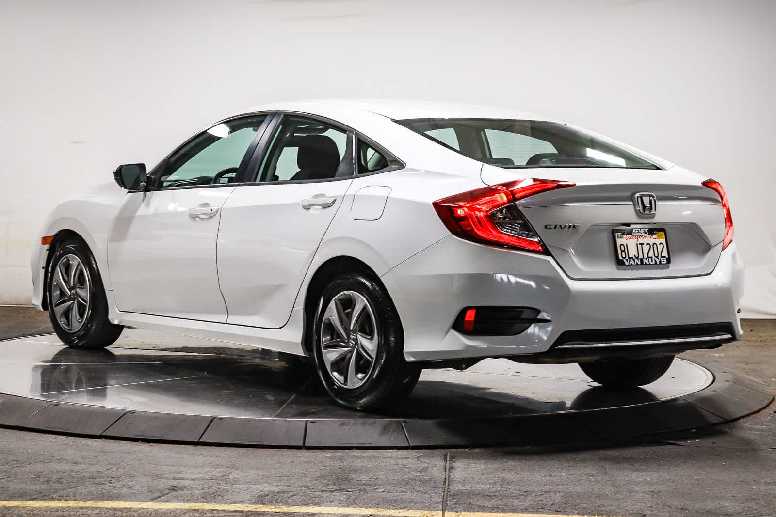 Honda Civic Sedán LX 2019