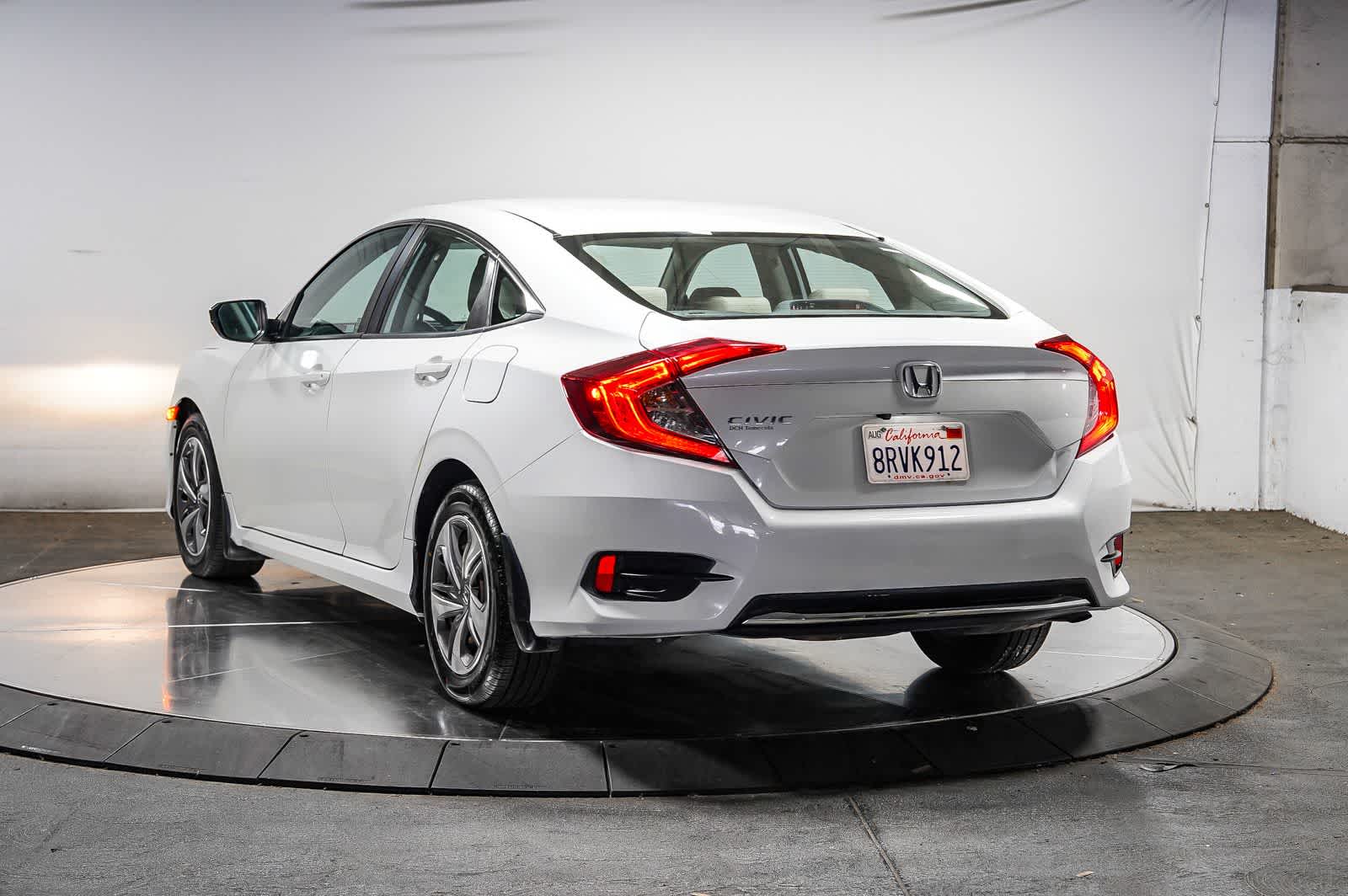 Honda Civic Sedán LX 2020