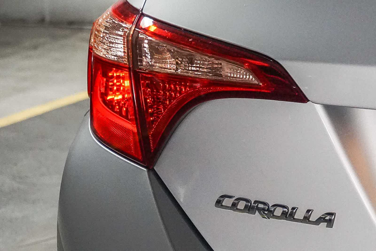 Toyota Corolla L 2018
