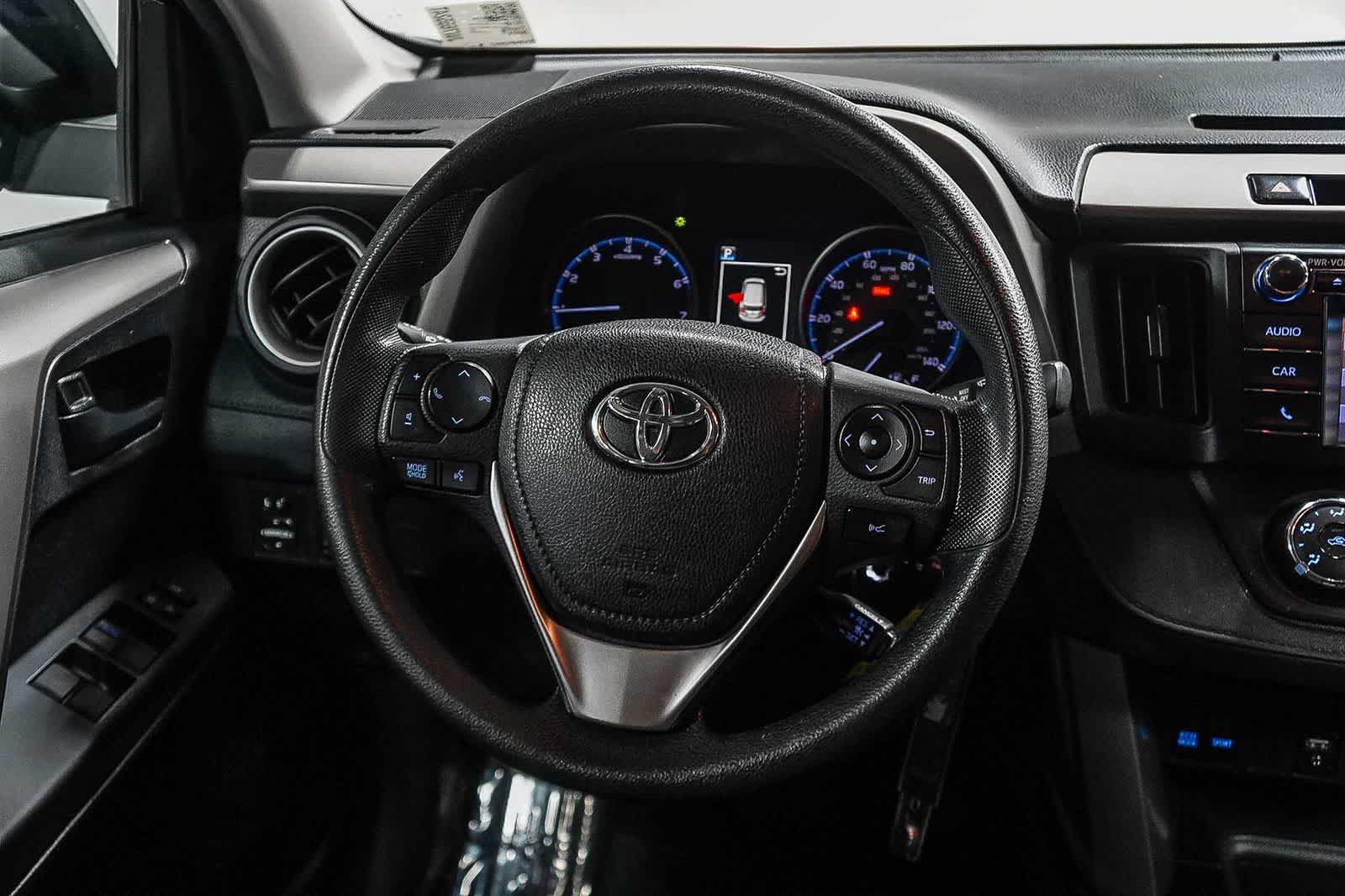 Toyota RAV4 LE 2018