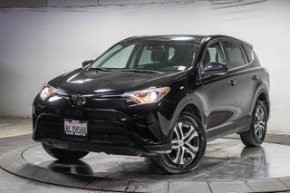 Toyota RAV4 LE 2018