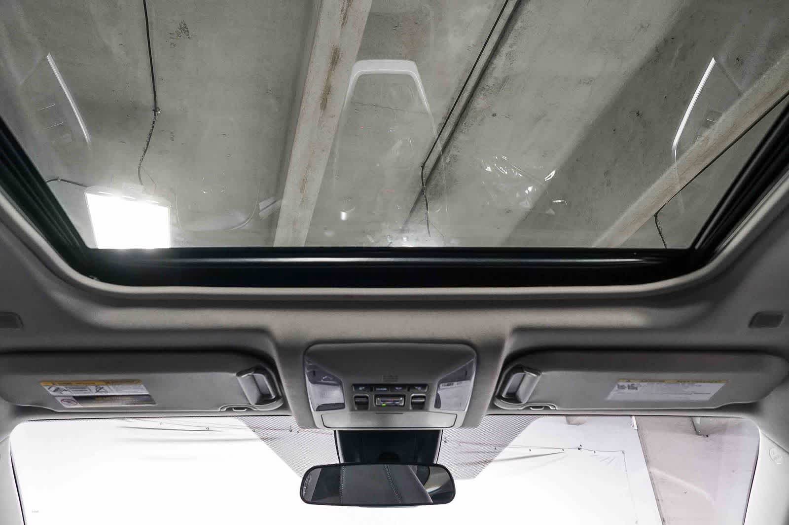 Toyota RAV4 XLE Premium 2024
