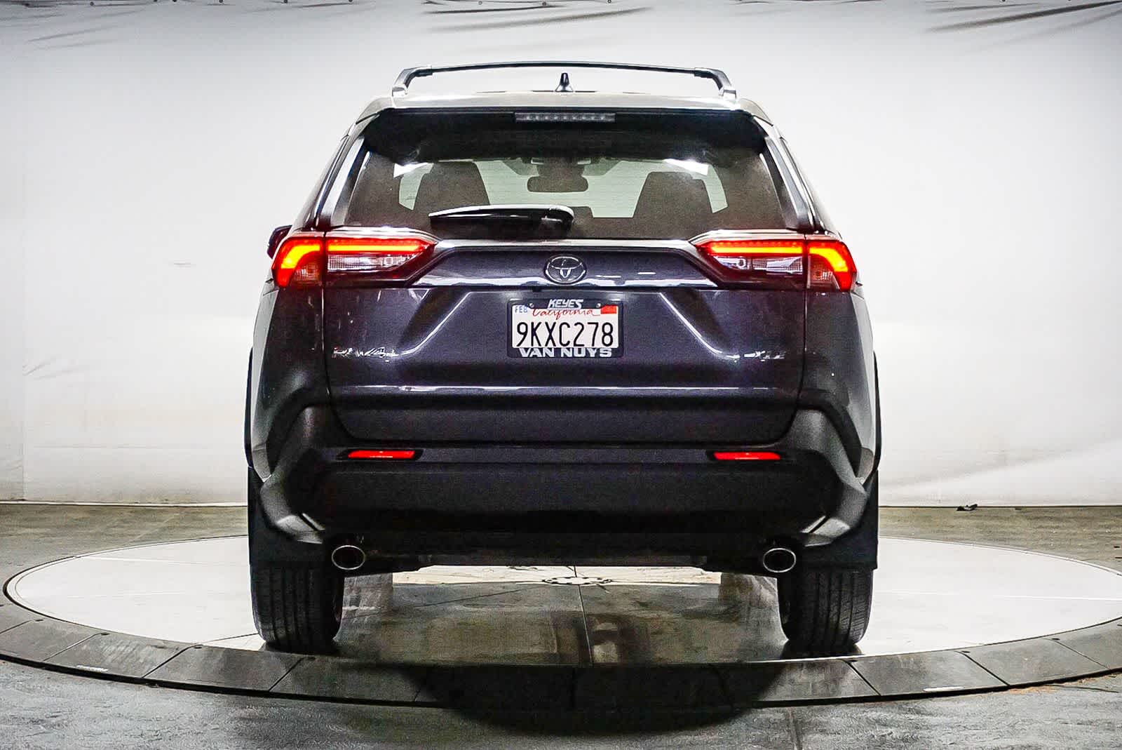 Toyota RAV4 XLE Premium 2024