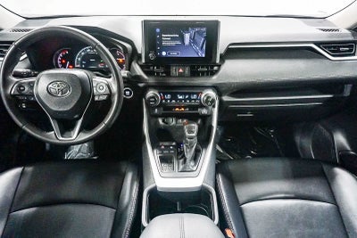 Toyota RAV4 XLE Premium 2024