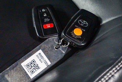 Toyota RAV4 XLE Premium 2024