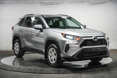 Toyota RAV4 LE 2021