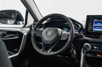 Toyota RAV4 LE 2022