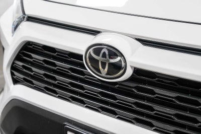 Toyota RAV4 LE 2022