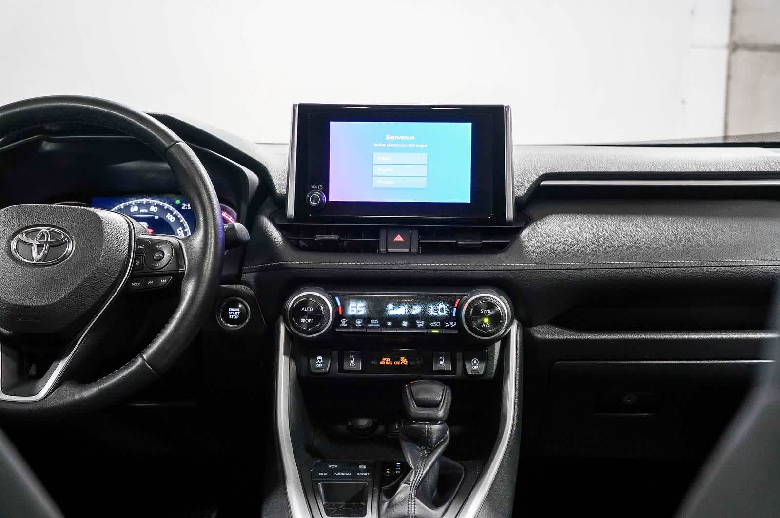 Toyota RAV4 XLE 2023