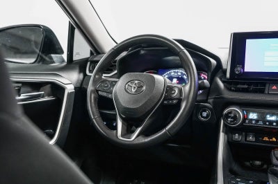 Toyota RAV4 XLE 2023
