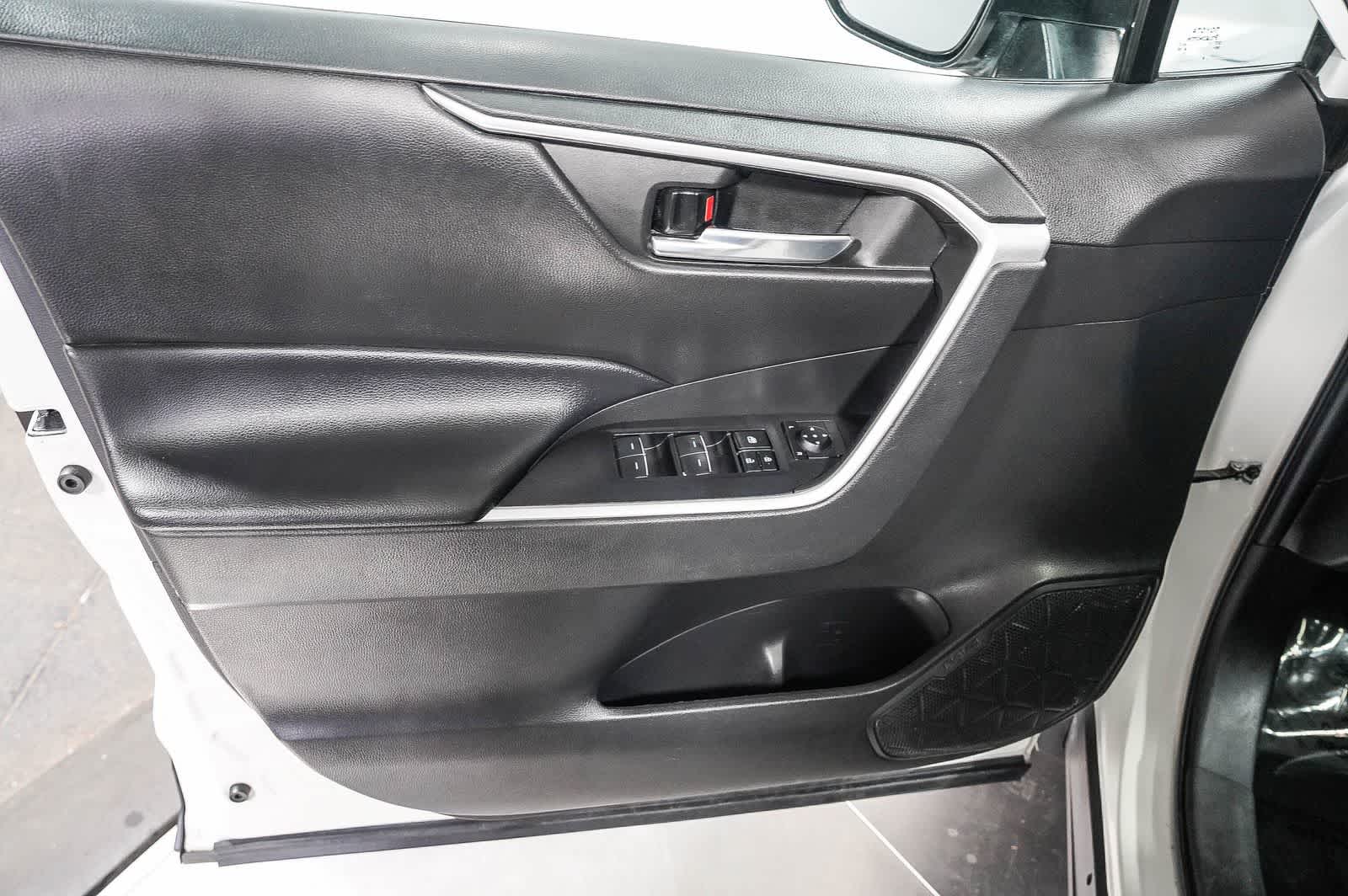 Toyota RAV4 XLE 2023
