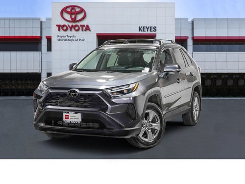 Toyota RAV4 XLE 2024