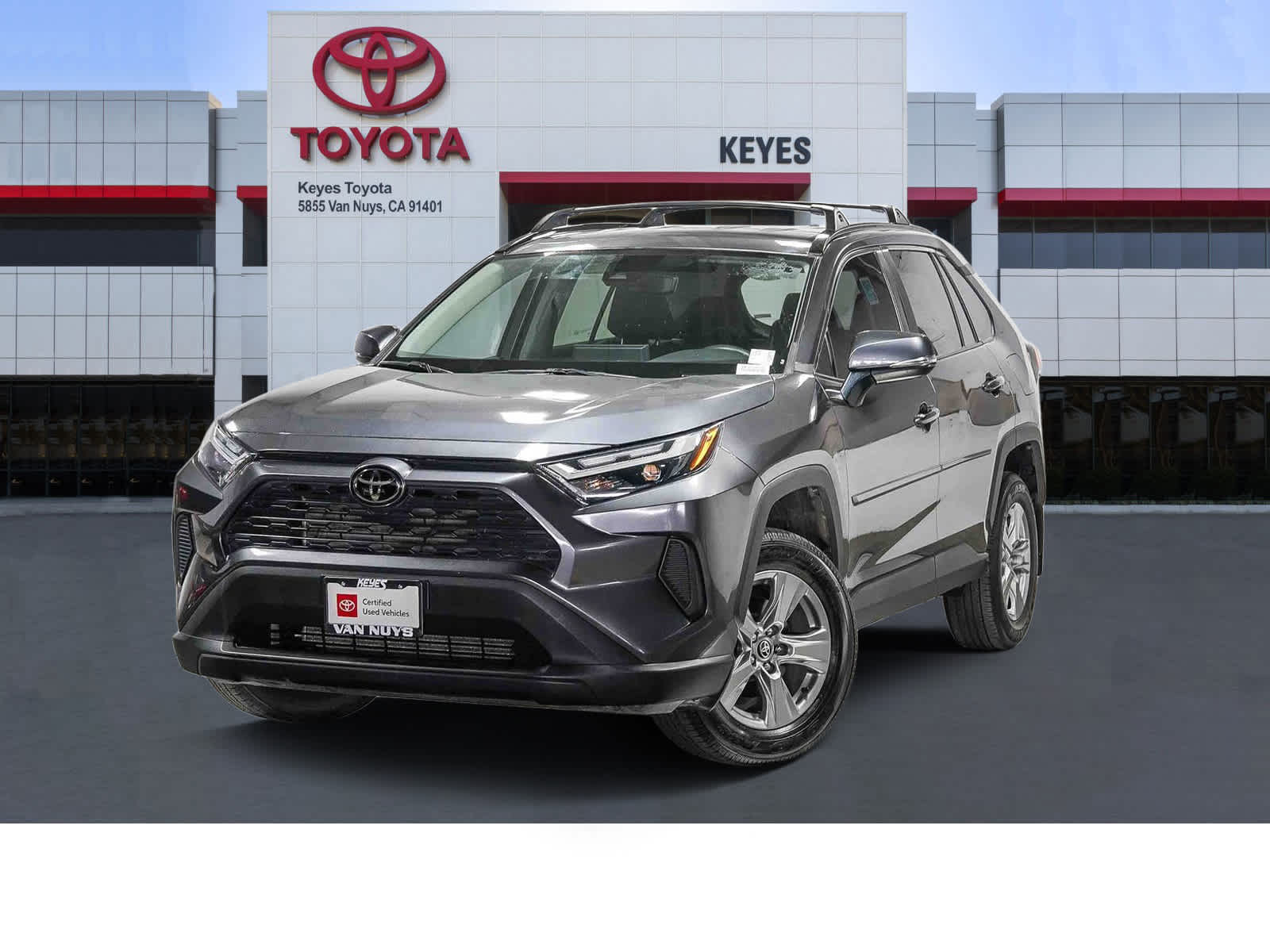 Toyota RAV4 XLE 2024
