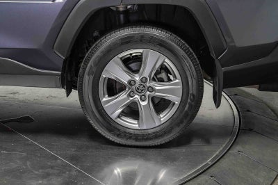 Toyota RAV4 XLE 2024