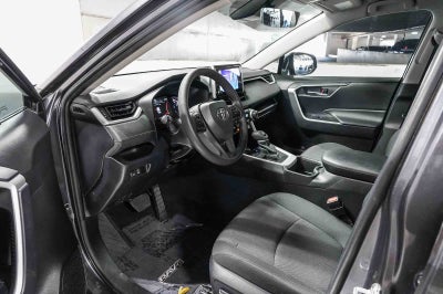 Toyota RAV4 XLE 2024