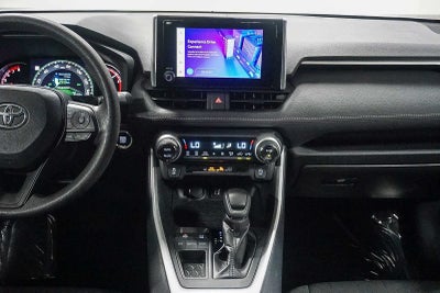 Toyota RAV4 XLE 2024