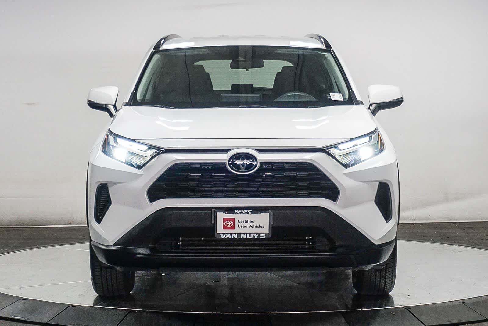 Toyota RAV4 XLE 2024