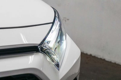 Toyota RAV4 XLE 2024