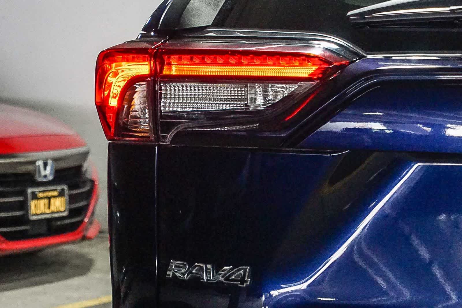 Toyota RAV4 XLE 2024