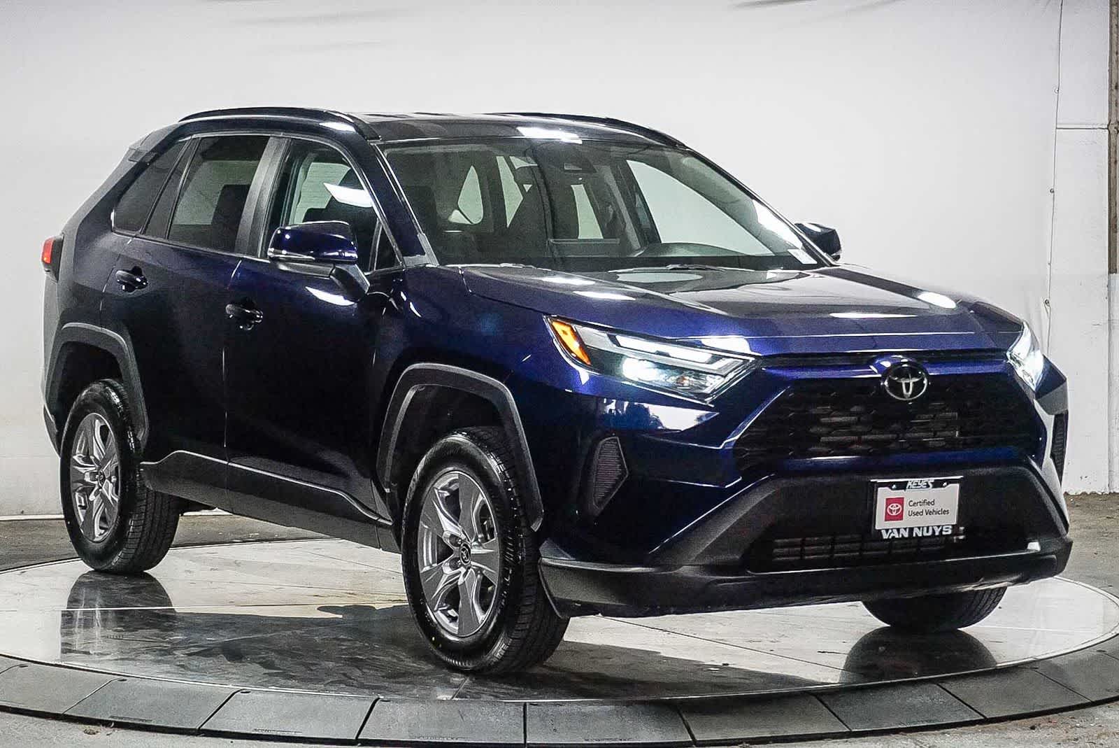 Toyota RAV4 XLE 2024