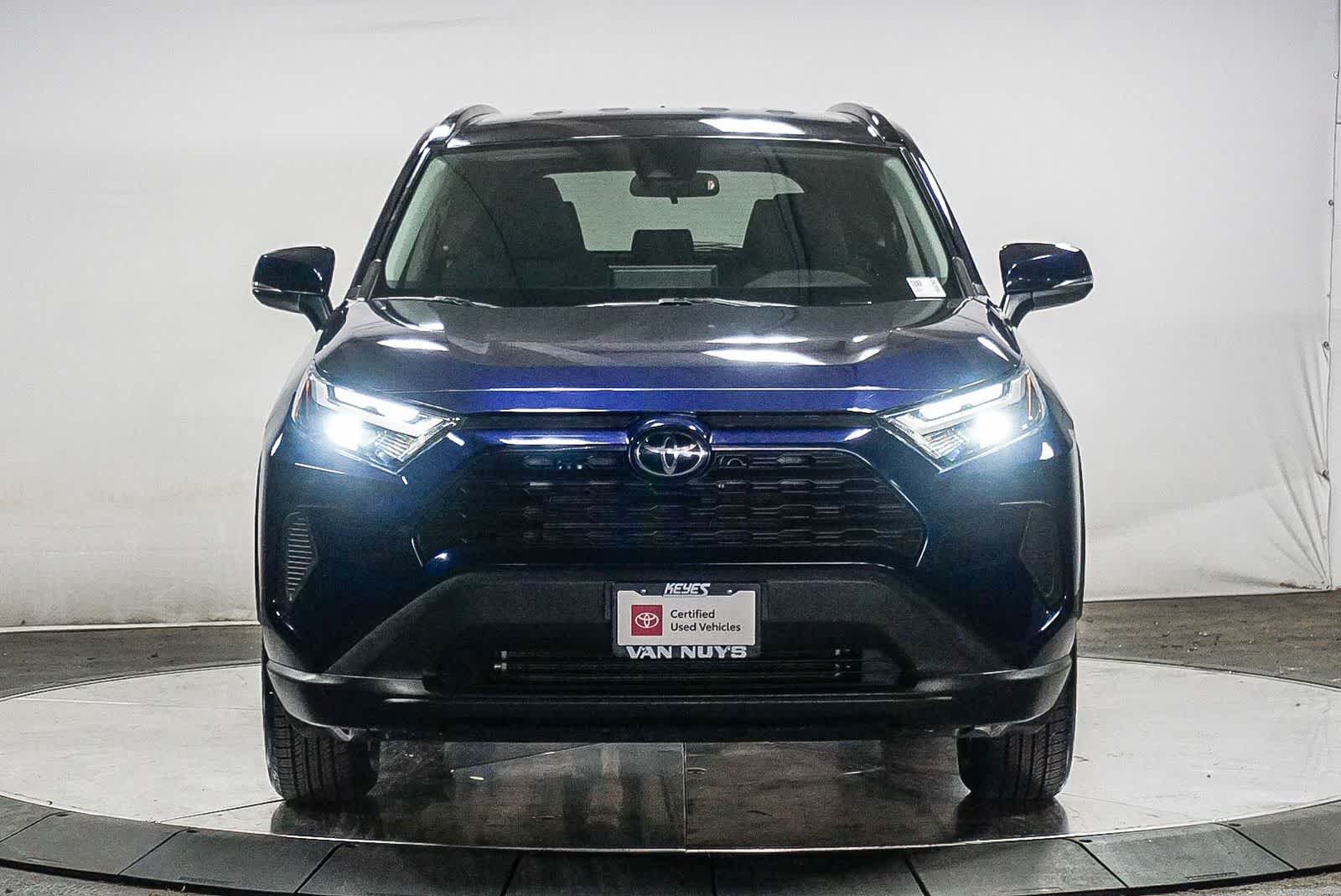 Toyota RAV4 XLE 2024